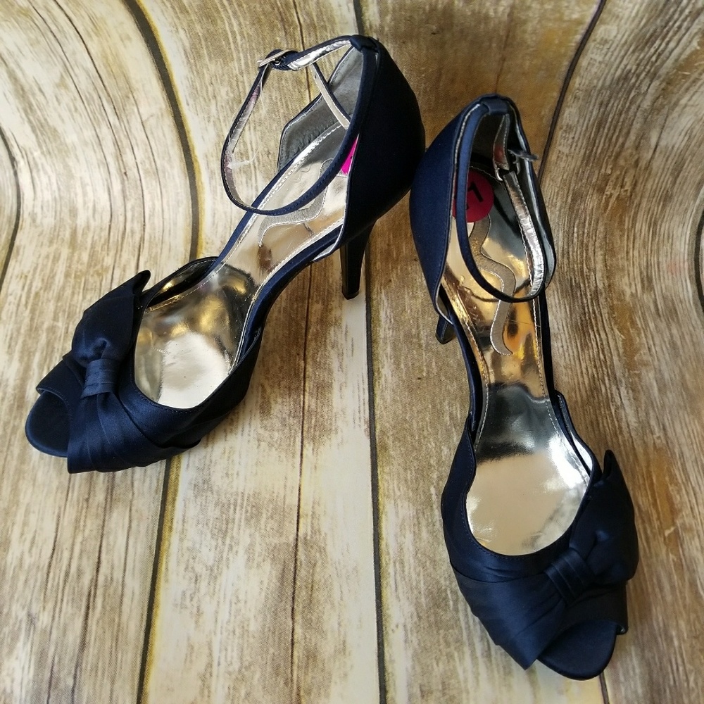 Nina Navy ankle strap open toe bow heels